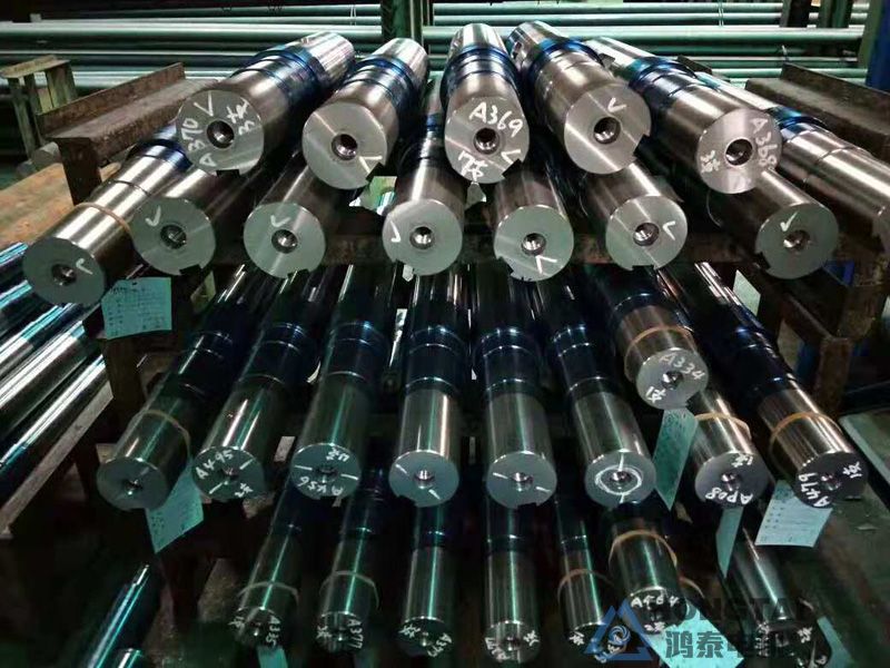 YBBP-200L1-6电机轴伸打螺纹孔定制